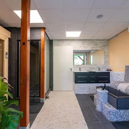 Wellness Met Sauna En Jacuzzi Appartement