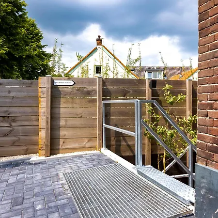 Wellness Met Sauna En Jacuzzi Apartment Tiel