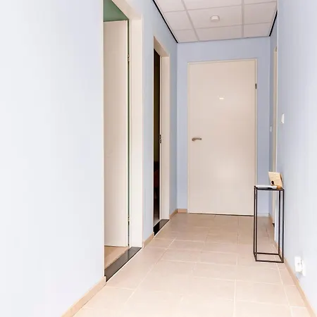 Wellness Met Sauna En Jacuzzi Tiel