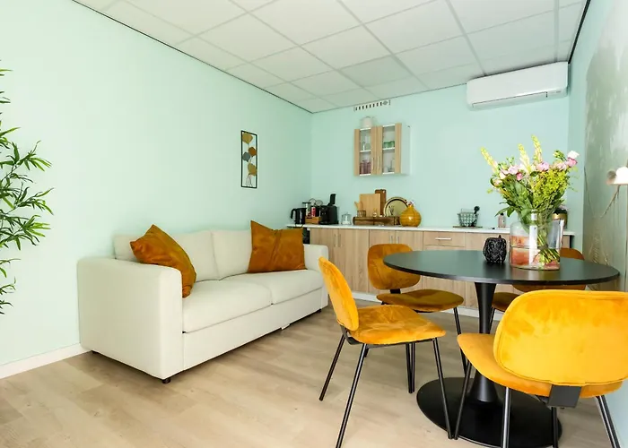 Wellness Met Sauna En Jacuzzi Lägenhet *