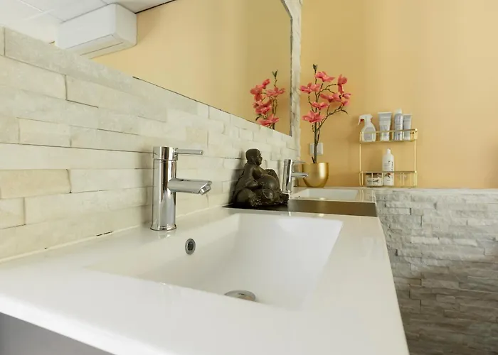 Apartamento Wellness Met Sauna En Jacuzzi *