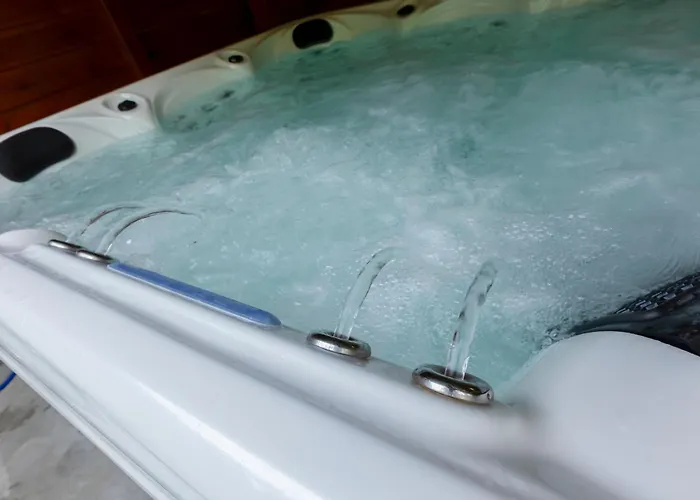 Wellness Met Sauna En Jacuzzi Apartamento Tiel