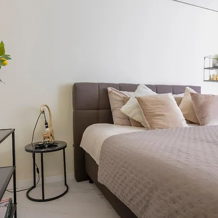 Appartement Wellness Met Sauna En Jacuzzi *