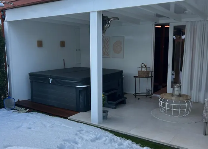 Wellness Met Sauna En Jacuzzi Norwich